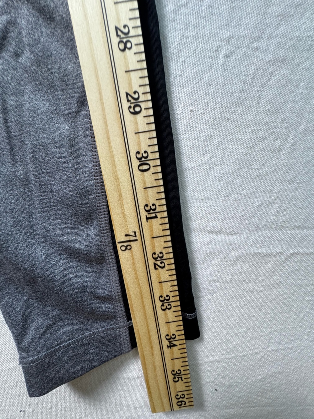 Nike Women’s Gray & Black Performance Leggings - Picture 3 of 5